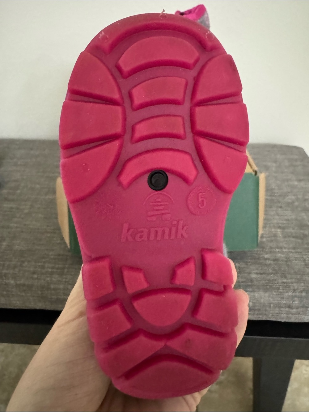 Kamik snowbug toddler girl pink grey and black star snow boots size 5 - Picture 5 of 7